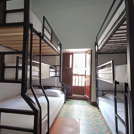 The Best Adventure Hostel Сан-Хиль Экстерьер фото