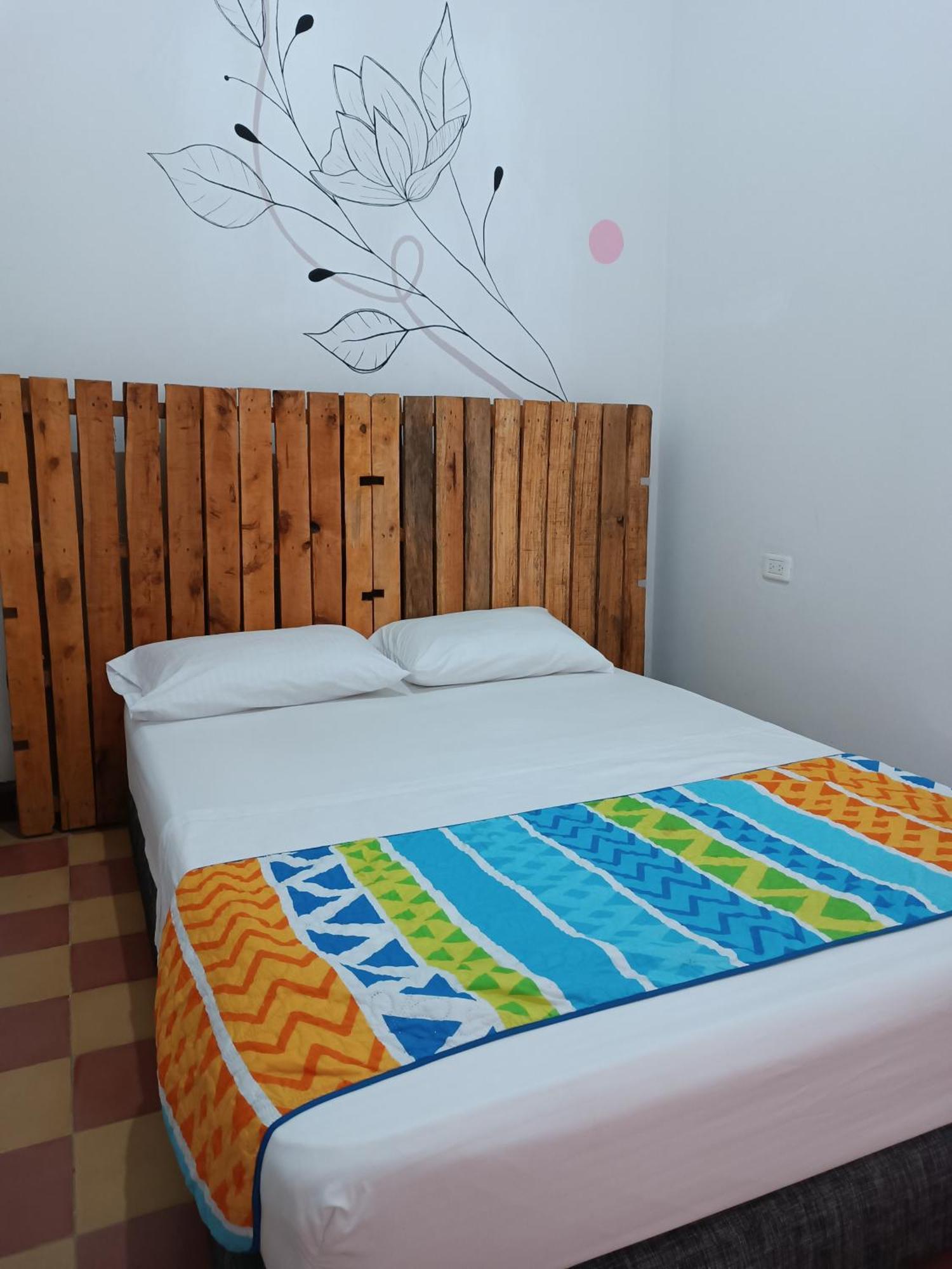 The Best Adventure Hostel Сан-Хиль Экстерьер фото