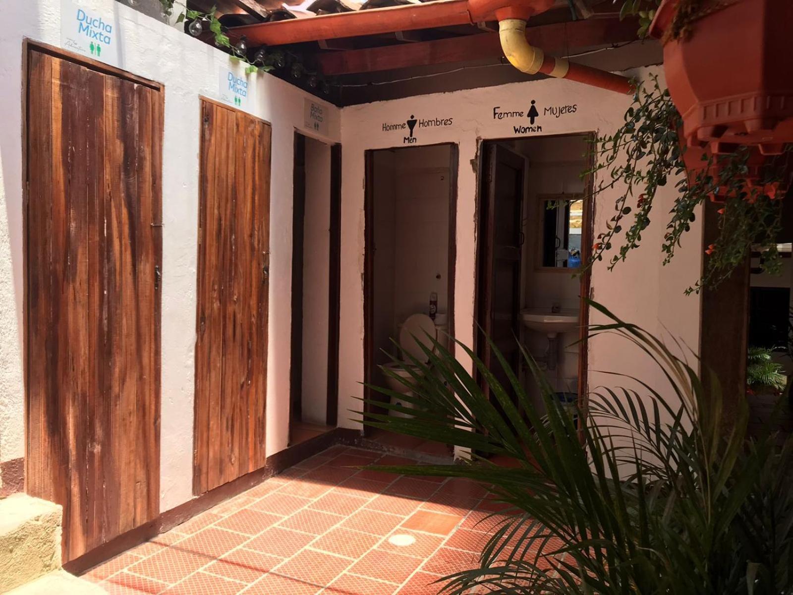 The Best Adventure Hostel Сан-Хиль Экстерьер фото