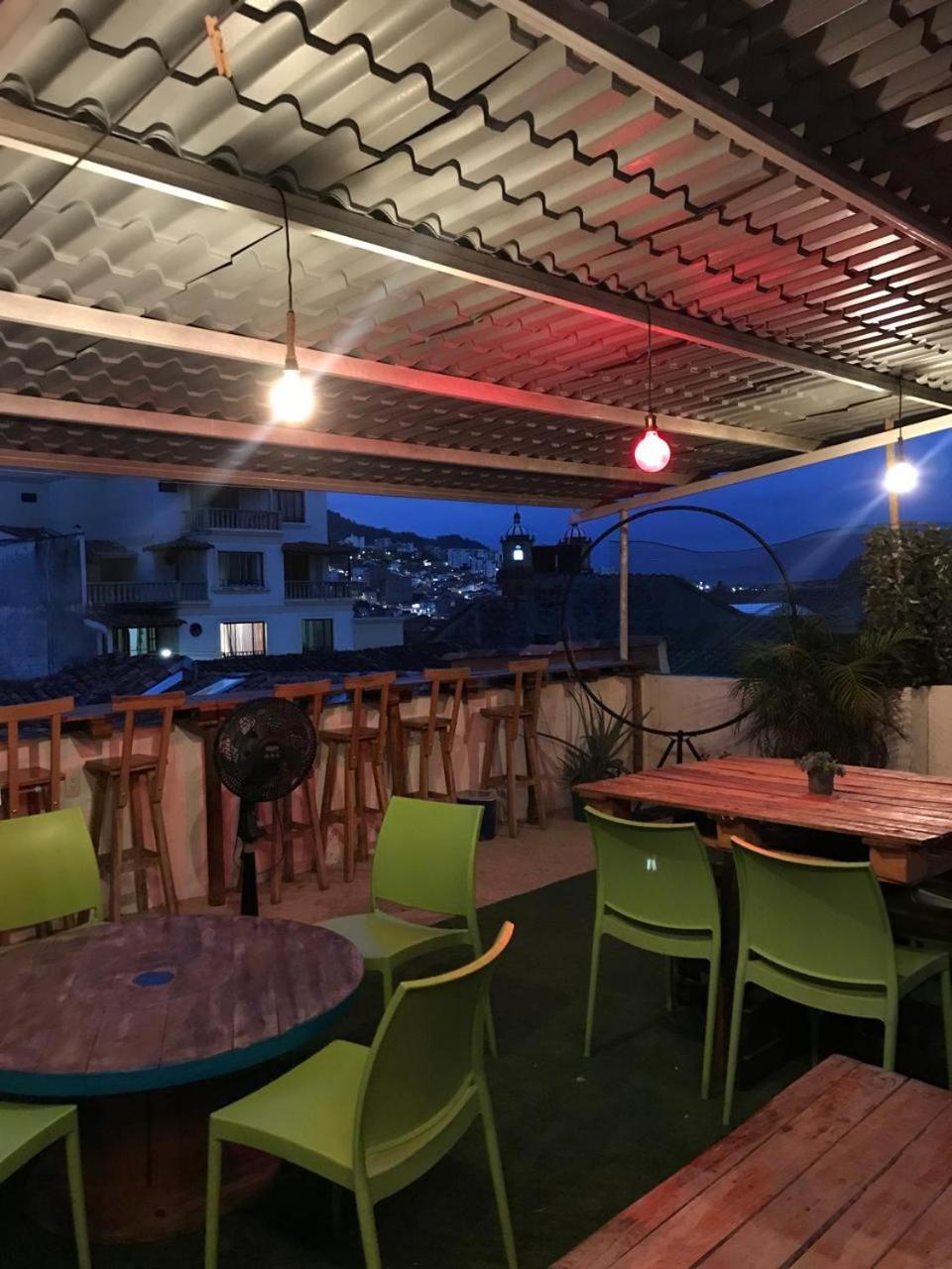 The Best Adventure Hostel Сан-Хиль Экстерьер фото